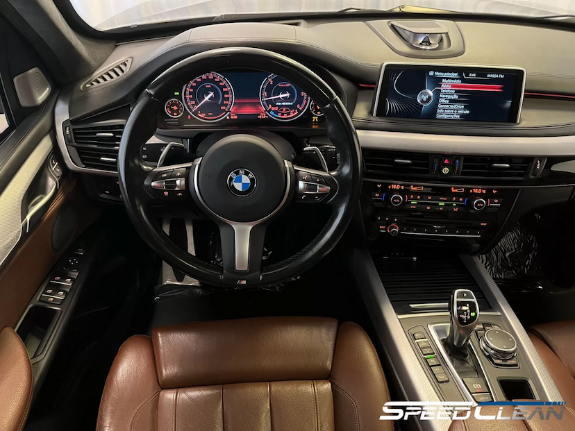 Foto do veículo BMW X5 M50D 2015 85.700 KM 239.900,00