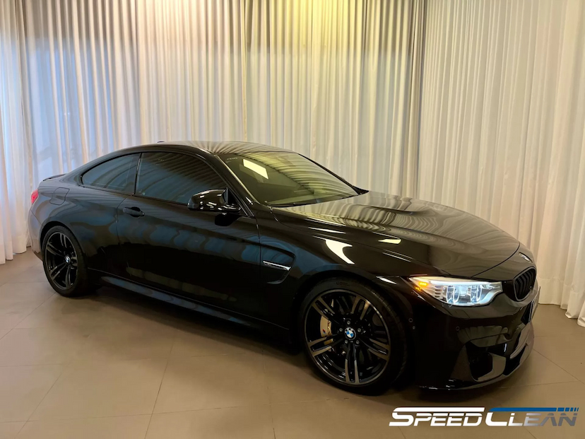 Foto do veículo BMW M4 COUPé 2015 39.055 KM 334.900,00