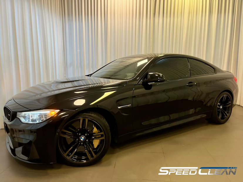 Foto do veículo BMW M4 COUPé 2015 39.055 KM 334.900,00