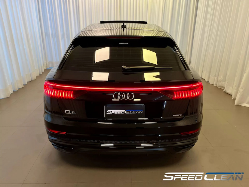 Foto do veículo AUDI Q8 S-LINE PERFORMANCE BLACK 2022 15.909 KM 545.900,00