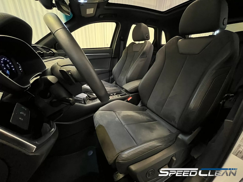 Foto do veículo AUDI Q3 BLACK S-TRONIC 2021 13.034 KM 299.900,00