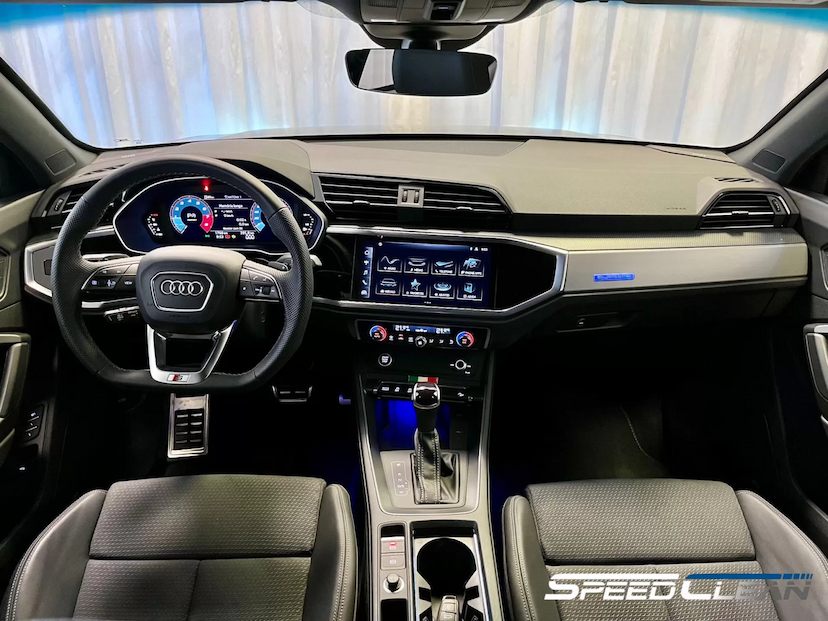 Foto do veículo AUDI Q3 S-LINE PERFORMANCE BLACK 2024 1.768 KM 489.900,00
