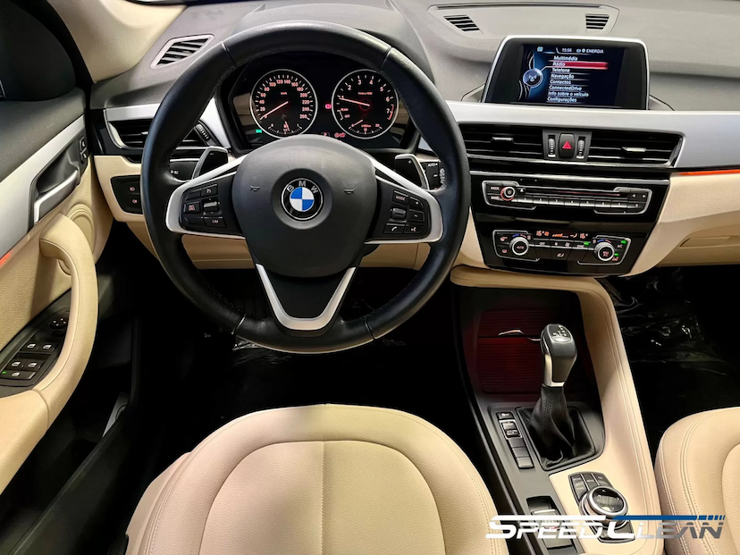 Foto do veículo BMW X1 SDRIVE20I 2018 32.632 KM 139.900,00