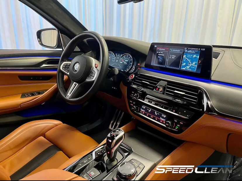 Foto do veículo BMW M5 PERFORMANCE PACK 2019 14.495 KM 599.000,00