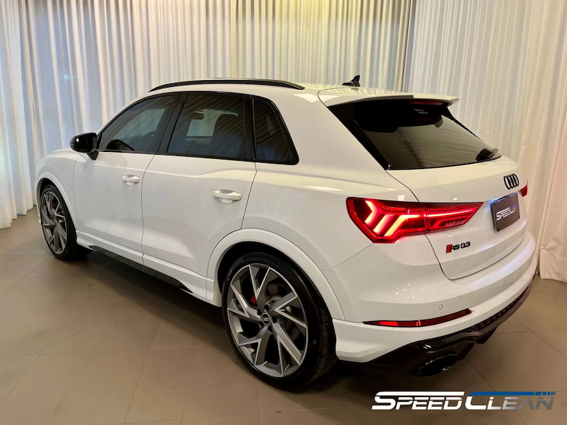 Foto do veículo AUDI RSQ3  2021 13.529 KM 500.000,00