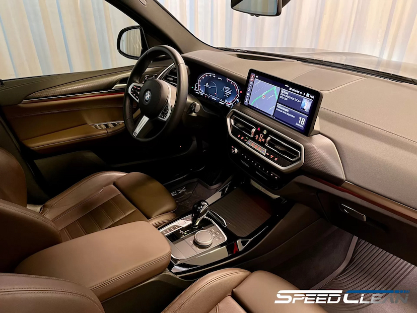 Foto do veículo BMW X3 30E M SPORT 2024 4.000 KM 439.900,00