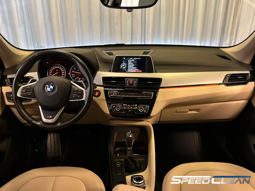 Foto do veículo BMW X1 2.0 16V TURBO ACTIVEFLEX SDRIVE20I 4P AUTOMÁTICO 2018 48.376 KM 124.900,00