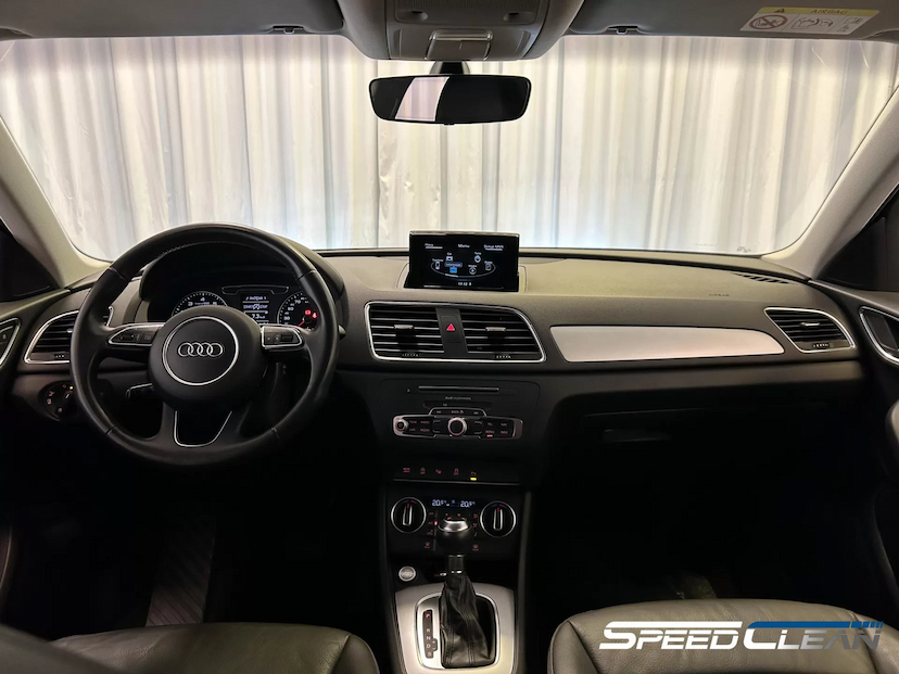 Foto do veículo AUDI Q3 1.4 TFSI AMBIENTE FLEX 4P S TRONIC 2018 60.749 KM 107.900,00