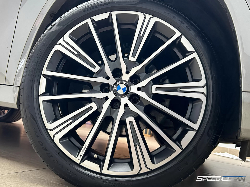 Foto do veículo BMW X1 2.0 16V TURBO GASOLINA SDRIVE20I M SPORT STEPTRONIC 2023 34.277 KM 358.900,00