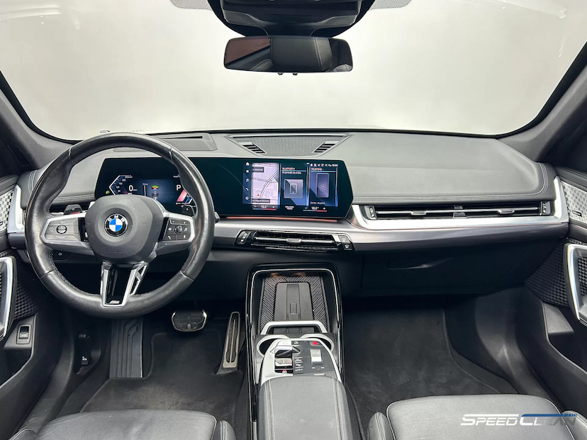 Foto do veículo BMW X1 2.0 16V TURBO GASOLINA SDRIVE20I M SPORT STEPTRONIC 2023 34.277 KM 358.900,00