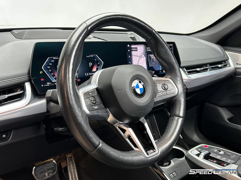 Foto do veículo BMW X1 2.0 16V TURBO GASOLINA SDRIVE20I M SPORT STEPTRONIC 2023 34.277 KM 358.900,00