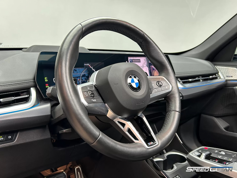 Foto do veículo BMW X1 2.0 16V TURBO GASOLINA SDRIVE20I M SPORT STEPTRONIC 2023 26.076 KM 288.500,00