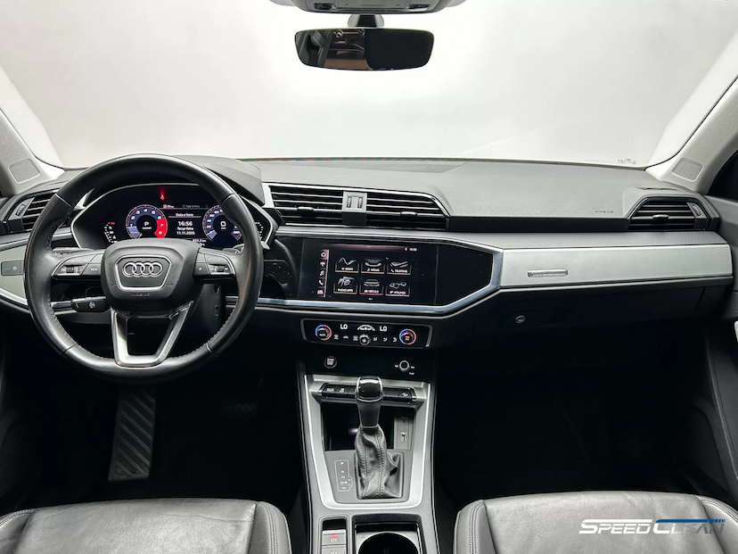 Foto do veículo AUDI Q3 1.4 35 TFSI GASOLINA PRESTIGE S TRONIC 2020 62.026 KM 139.900,00