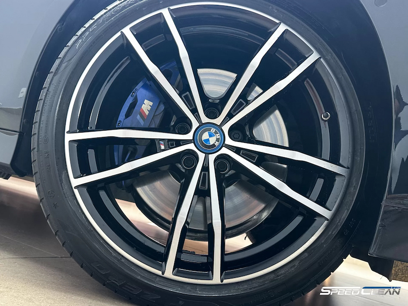 Foto do veículo BMW 330E 2.0 16V TURBO HÍBRIDO M SPORT AUTOMÁTICO 2024 19.782 KM 399.900,00