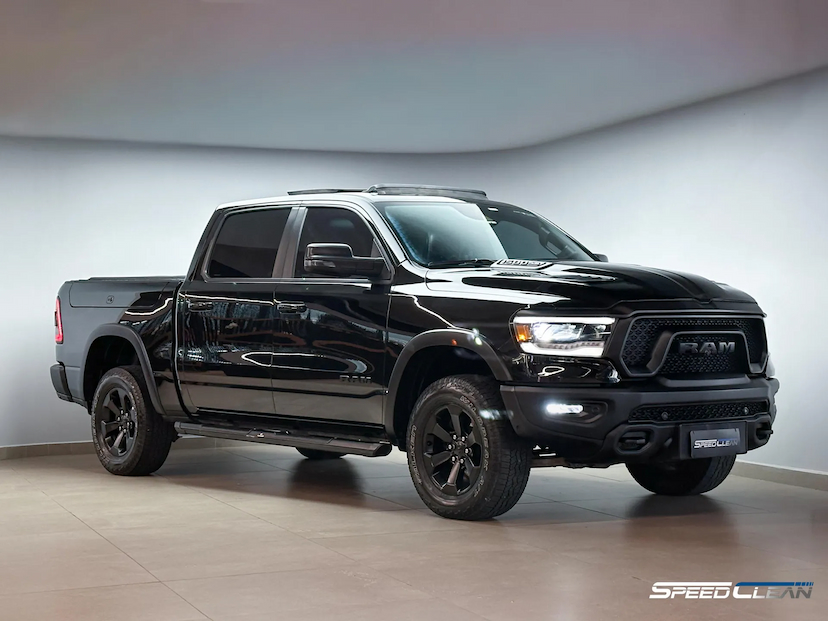 Foto do veículo RAM 1500 5.7 V8 GASOLINA REBEL CD 4X4 AUTOMÁTICO 2023 52.863 KM 349.900,00