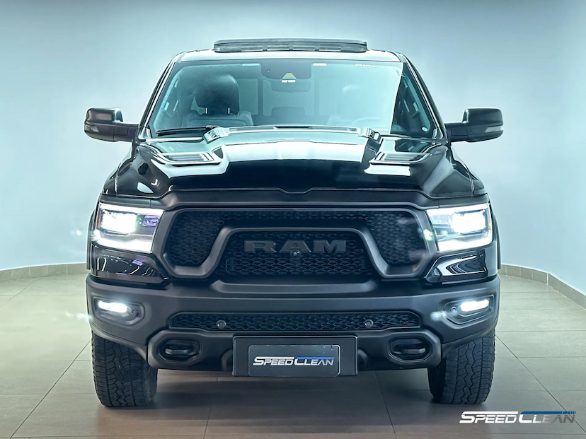Foto do veículo RAM 1500 5.7 V8 GASOLINA REBEL CD 4X4 AUTOMÁTICO 2023 52.863 KM 349.900,00
