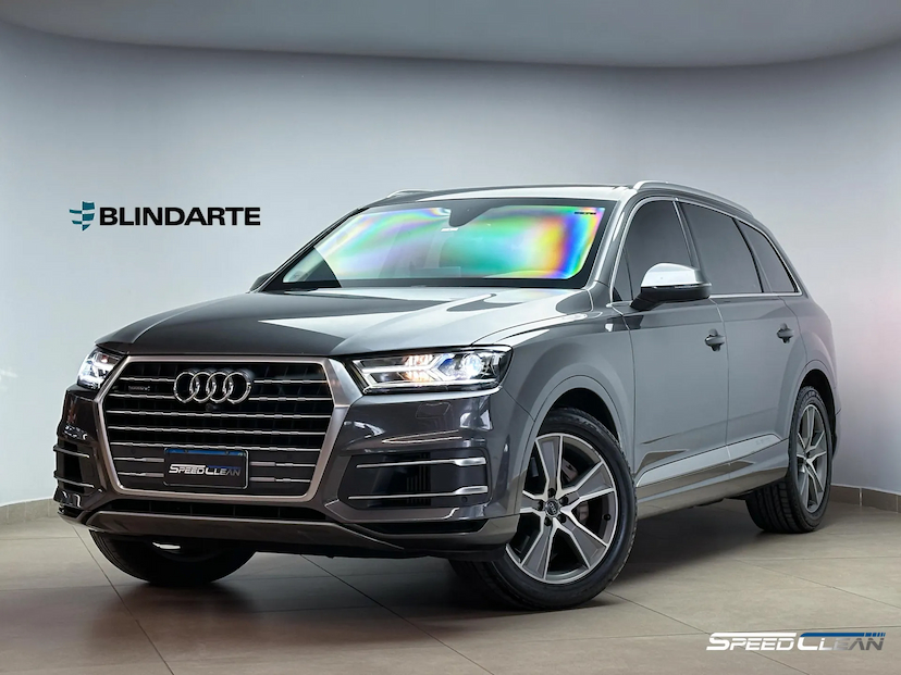 Foto do veículo AUDI Q7 3.0 V6 TDI DIESEL PRESTIGE PLUS TIPTRONIC 2019 41.731 KM 315.000,00