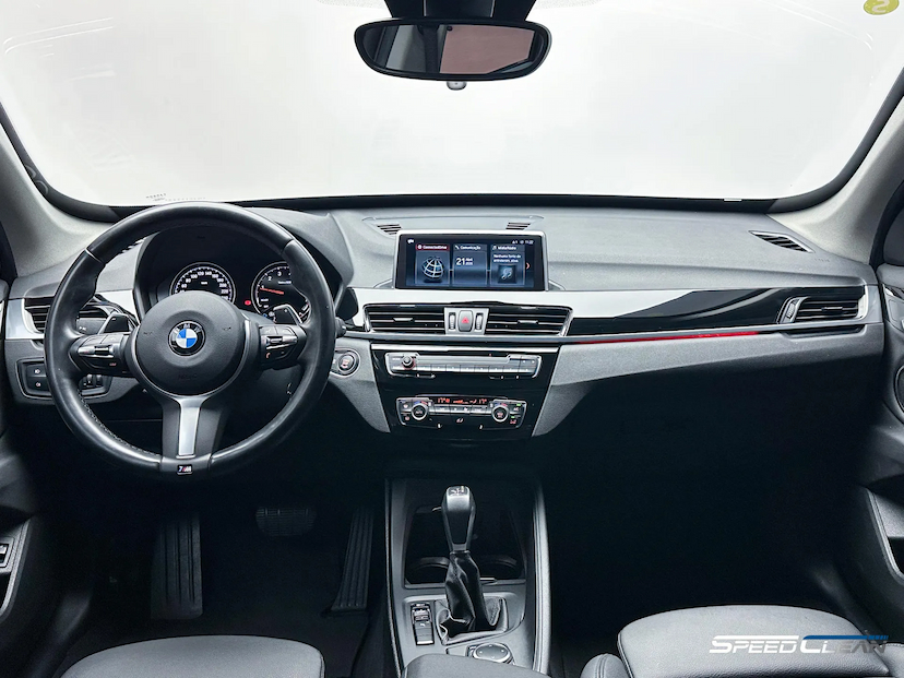 Foto do veículo BMW X1 2.0 16V TURBO ACTIVEFLEX SDRIVE20I GP 4P AUTOMÁTICO 2022 30.703 KM 209.900,00