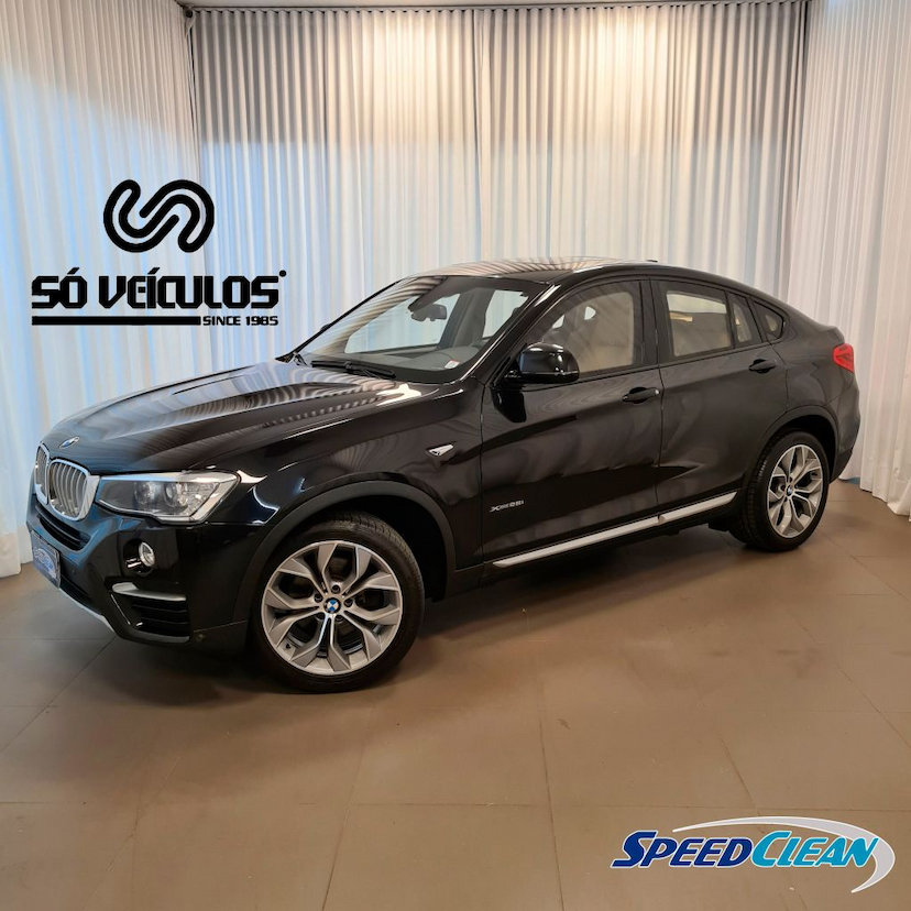 Foto do veículo BMW X4 X DRIVE 28I 2017 27.200 KM 255.000,00