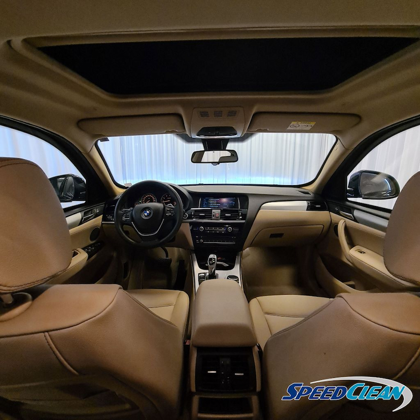 Foto do veículo BMW X4 X DRIVE 28I 2017 27.200 KM 255.000,00