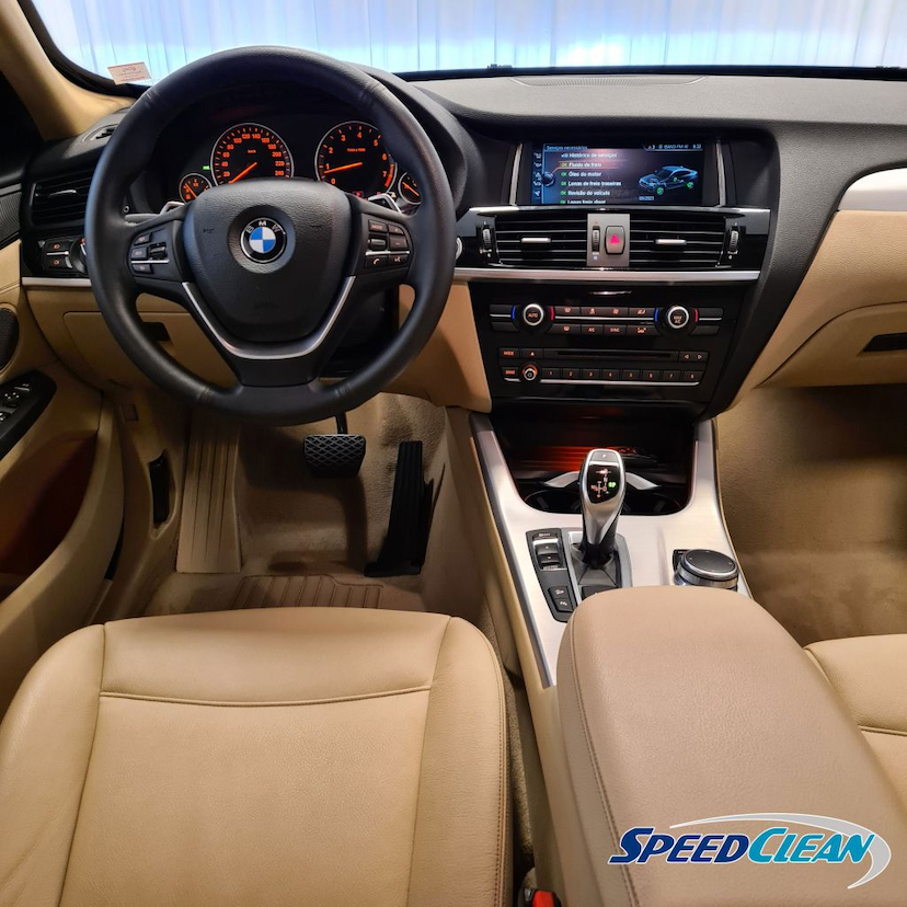 Foto do veículo BMW X4 X DRIVE 28I 2017 27.200 KM 255.000,00