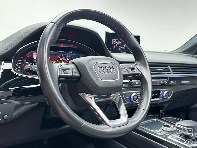 Foto do veículo AUDI Q7 3.0 TFSI V6 24V GASOLINA PERFORMANCE TIPTRONIC 2019 49.268 KM 249.900,00