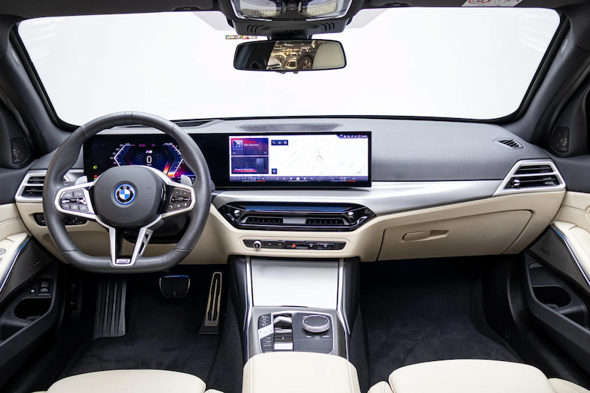 Foto do veículo BMW 330E 2.0 16V TURBO HÍBRIDO M SPORT AUTOMÁTICO 2025 5.152 KM 449.900,00