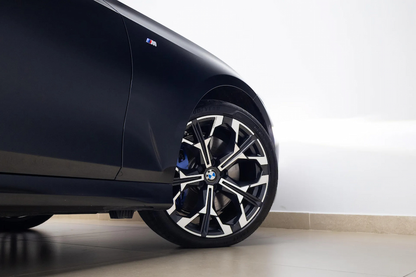 Foto do veículo BMW 330E 2.0 16V TURBO HÍBRIDO M SPORT AUTOMÁTICO 2025 5.152 KM 449.900,00