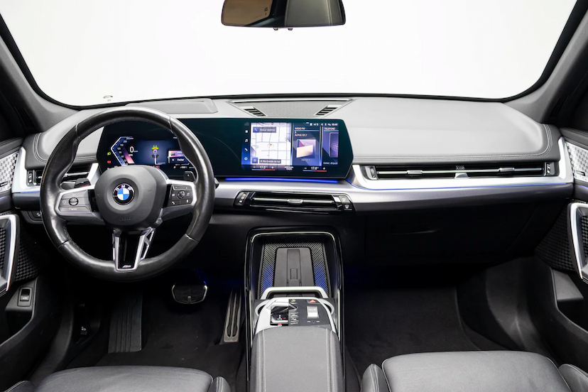Foto do veículo BMW X1 2.0 16V TURBO GASOLINA SDRIVE20I M SPORT STEPTRONIC 2023 41.270 KM 305.000,00