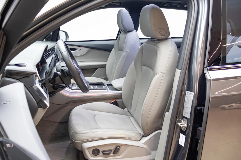 Foto do veículo AUDI Q7 3.0 V6 TFSI MHEV QUATTRO S-LINE TIPTRONIC 2022 45.485 KM 349.900,00