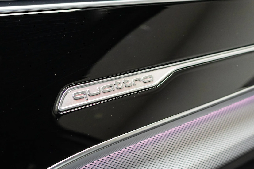 Foto do veículo AUDI Q7 3.0 V6 TFSI MHEV QUATTRO S-LINE TIPTRONIC 2022 45.485 KM 349.900,00
