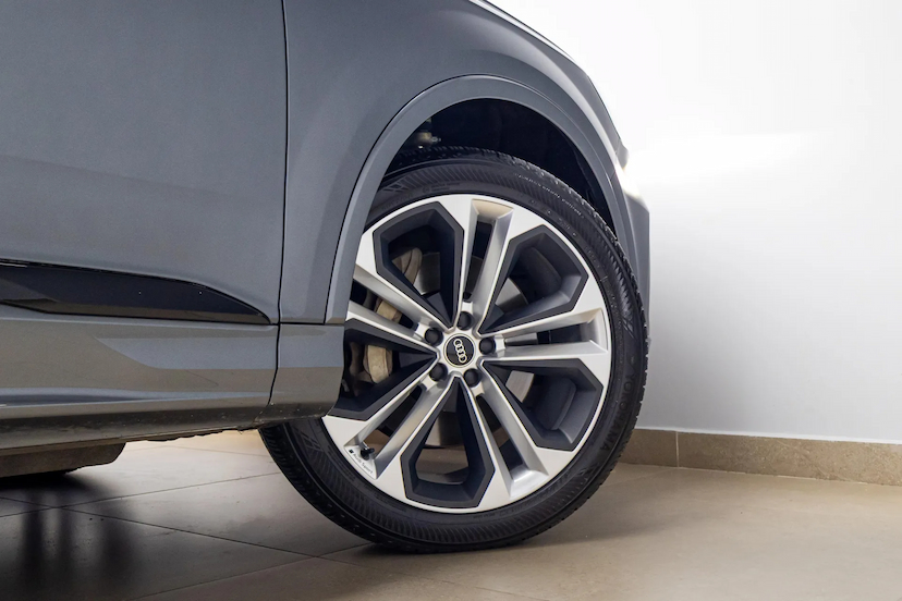 Foto do veículo AUDI Q7 3.0 V6 TFSI MHEV QUATTRO S-LINE TIPTRONIC 2022 45.485 KM 349.900,00