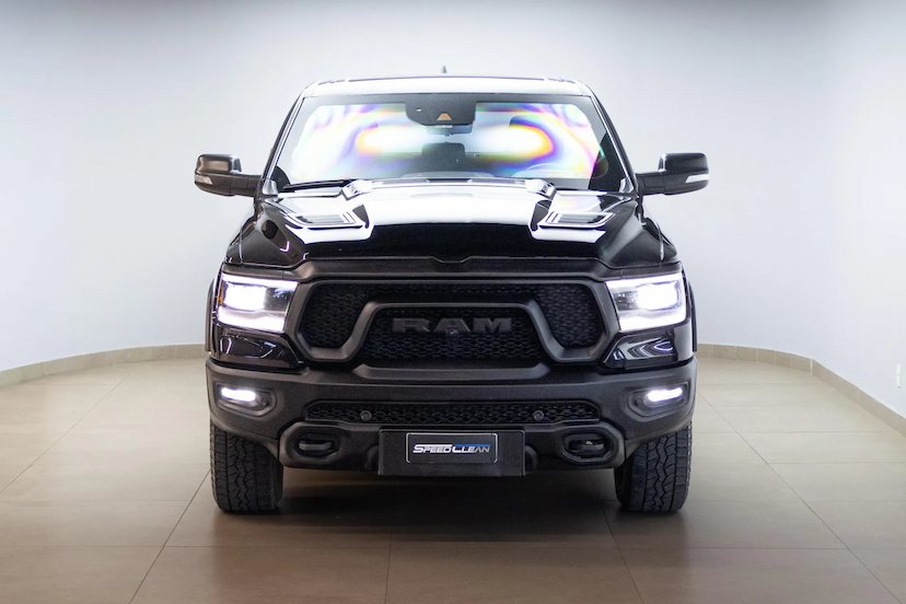 Foto do veículo RAM 1500 5.7 V8 GASOLINA REBEL CD 4X4 AUTOMÁTICO 2022 34.750 KM 419.900,00