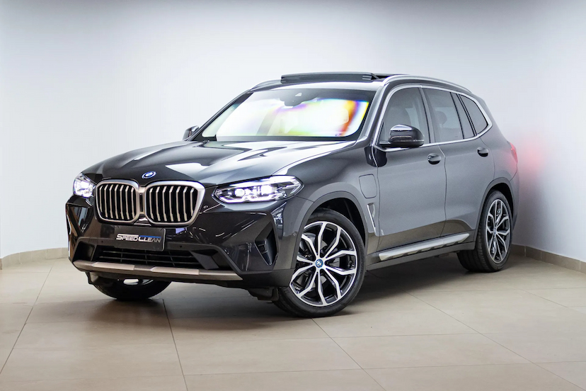 Foto do veículo BMW X3 2.0 16V HÍBRIDO X LINE XDRIVE30E STEPTRONIC 2024 22.631 KM 379.900,00