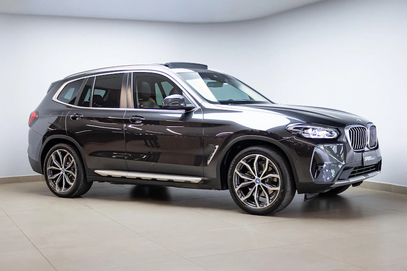 Foto do veículo BMW X3 2.0 16V HÍBRIDO X LINE XDRIVE30E STEPTRONIC 2024 22.631 KM 379.900,00