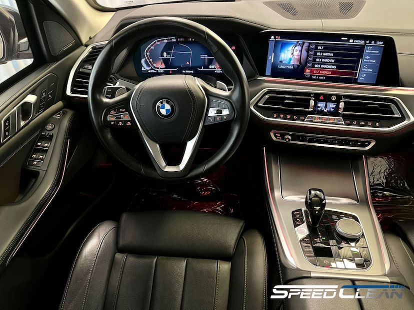 Foto do veículo BMW X5 XDRIVE 30D 2020 25.408 KM 499.900,00