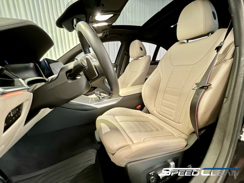 Foto do veículo BMW 320I M SPORT FLEX 2022 4.770 KM 339.700,00