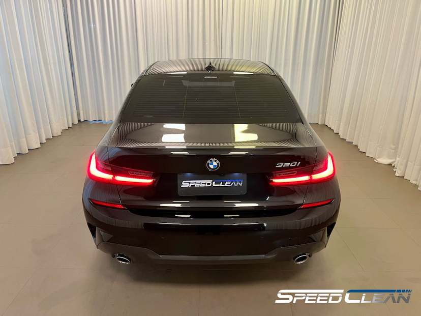 Foto do veículo BMW 320I M SPORT FLEX 2022 4.770 KM 339.700,00