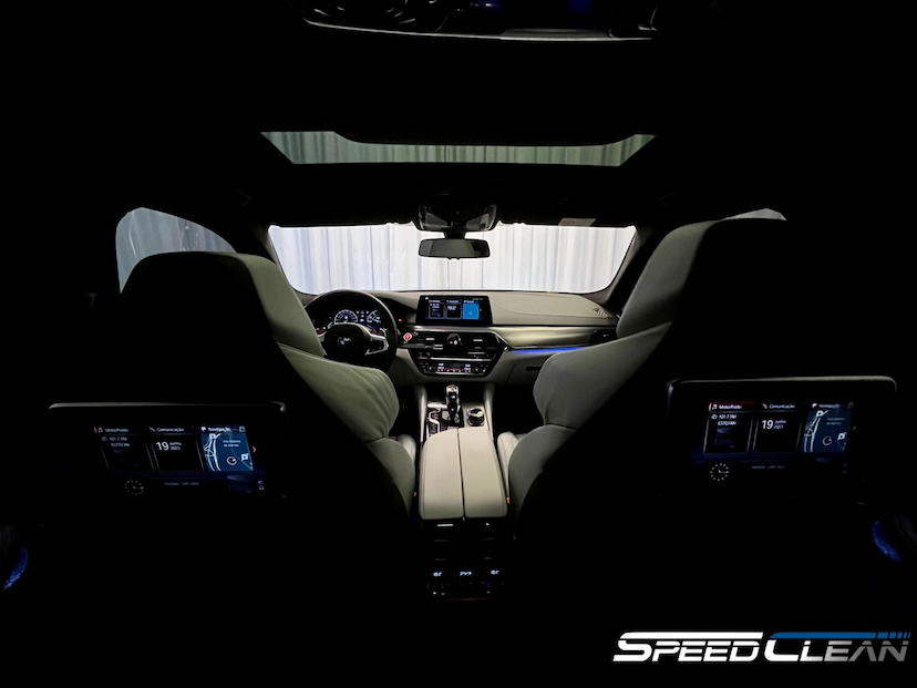 Foto do veículo BMW M5 M XDRIVE STEPTRONIC 2020 4.567 KM 599.000,00