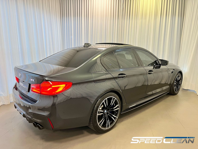 Foto do veículo BMW M5 M XDRIVE STEPTRONIC 2020 4.567 KM 599.000,00