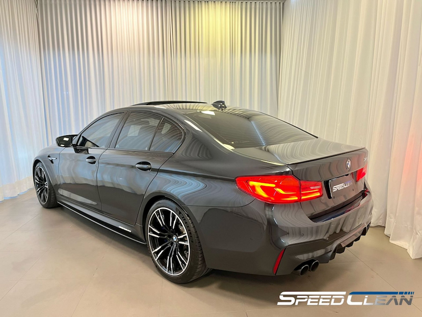 Foto do veículo BMW M5 M XDRIVE STEPTRONIC 2020 4.567 KM 599.000,00