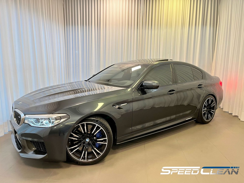 Foto do veículo BMW M5 M XDRIVE STEPTRONIC 2020 4.567 KM 599.000,00