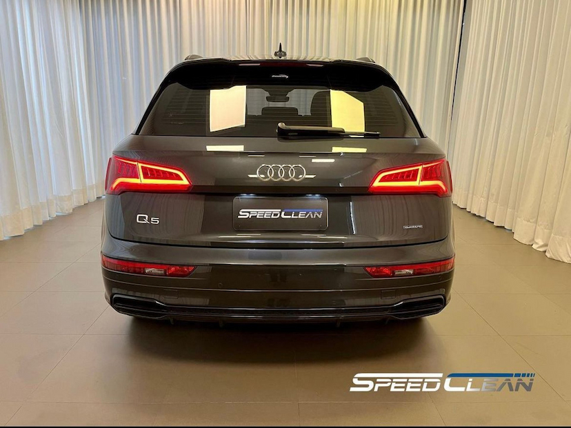Foto do veículo AUDI Q5 S-LINE BLACK 2020 42.812 KM 317.900,00
