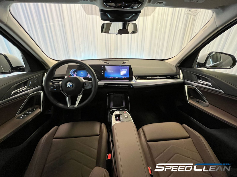 Foto do veículo BMW X1 SDRIVE20I XLINE 2023 5.700 KM 399.900,00