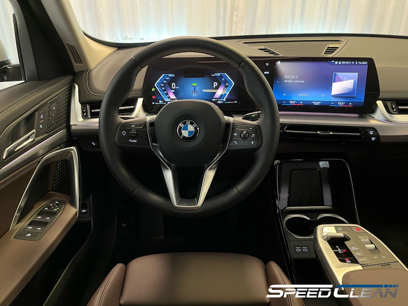 Foto do veículo BMW X1 SDRIVE20I XLINE 2023 5.700 KM 399.900,00
