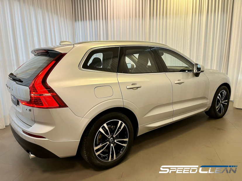 Foto do veículo VOLVO XC60 T5 MOMENTUM 2019 48.000 KM 264.900,00