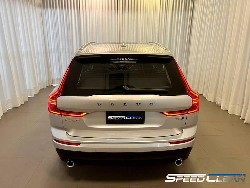 Foto do veículo VOLVO XC60 T5 MOMENTUM 2019 48.000 KM 264.900,00