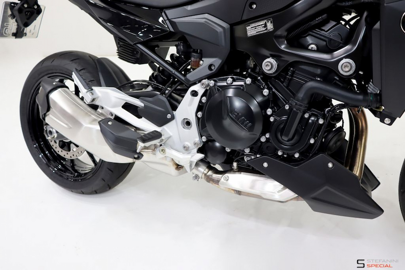 Foto do veículo BMW F 900 R F 900 R 2024 232 KM 59.990,00