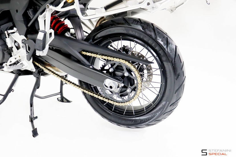 Foto do veículo BMW F 900 GS PLUS ADVENTURE 2025 396 KM 78.490,00