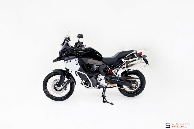 Foto do veículo BMW F 900 GS PLUS ADVENTURE 2025 396 KM 78.490,00